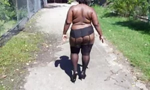 19 pt, bbw preto em  ...